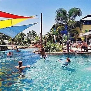 nomads-cairns.queenslandhotels.net/