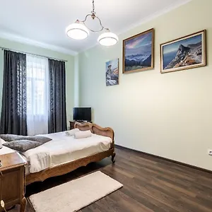 Modern Chaikovskogo , Львов Украина